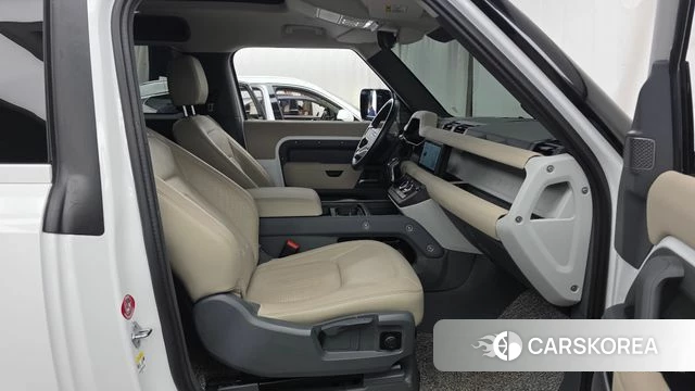 Land Rover Defender (L663) 2021 Белый из Кореи, фото 3