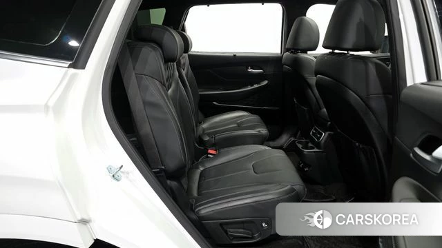 Hyundai The New Santa Fe 2023 Белый из Кореи, фото 3