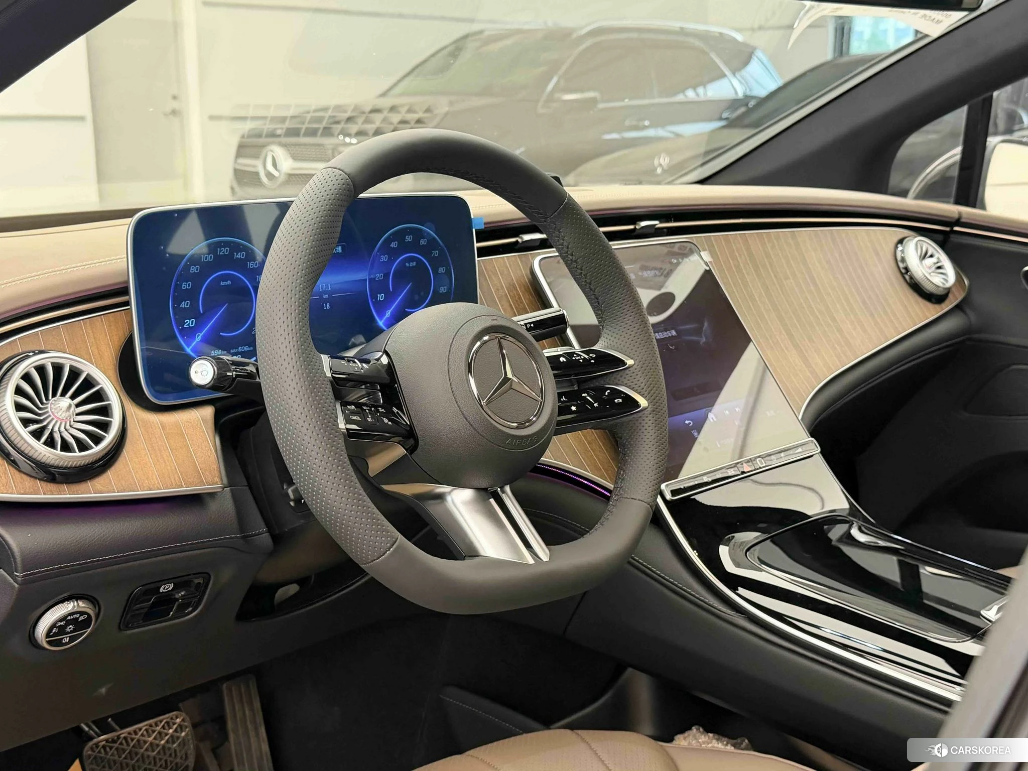 Mercedes-Benz EQE 2024 Черный из Китая, фото 3