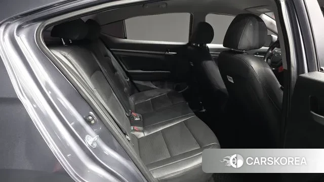 Hyundai Avante AD 2018 Серый из Кореи, фото 3