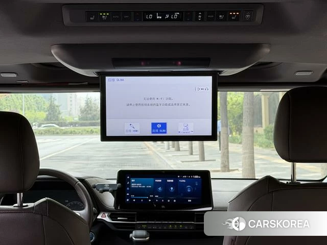 Toyota Saina 2023 Белый из Китая, фото 3