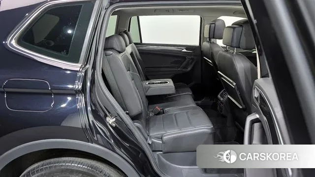 Volkswagen Tiguan Allspace 2020 Черный из Кореи, фото 3