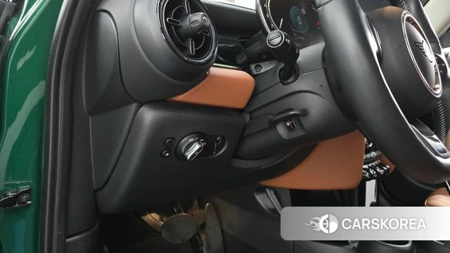 Mini Cooper S 2024 Зеленый из Кореи, фото 3