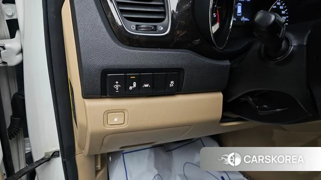 Kia The New Carnival 2018 Белый из Кореи, фото 3