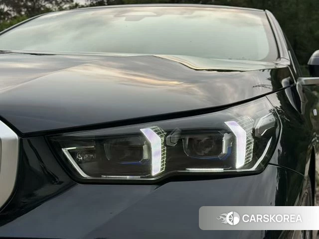 BMW 5 series 2025 Черный из Китая, фото 3