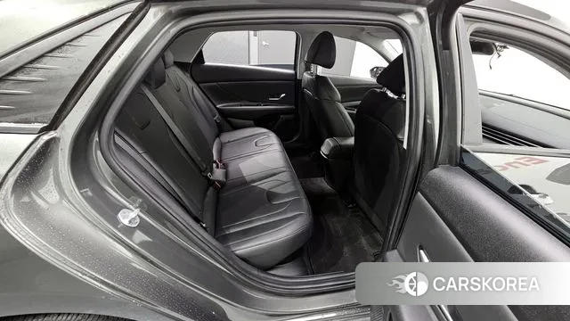 Hyundai Avante Hybrid (CN7) 2021 Серый из Кореи, фото 3