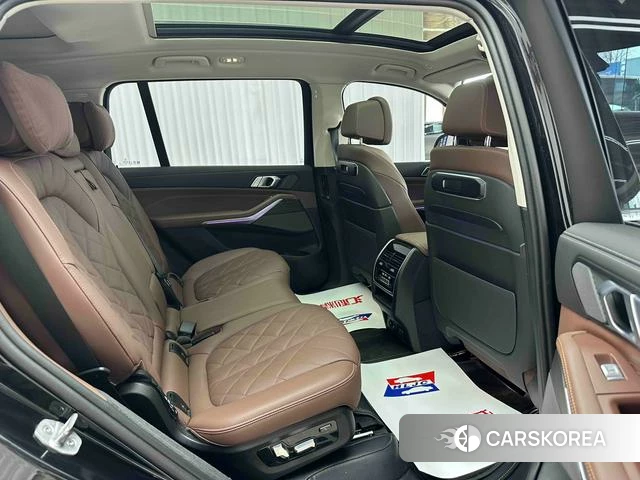 BMW X7 2024 Черный из Китая, фото 3
