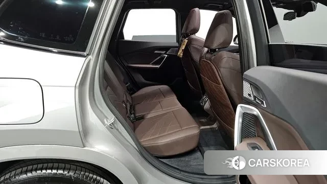 BMW X1 (U11) 2025 Серебряный из Кореи, фото 3