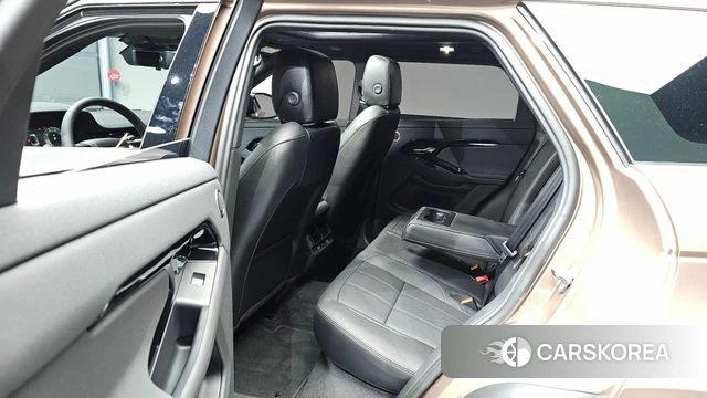 Land Rover Range Rover Evoque 2nd Generation 2026 Коричневый из Кореи, фото 3
