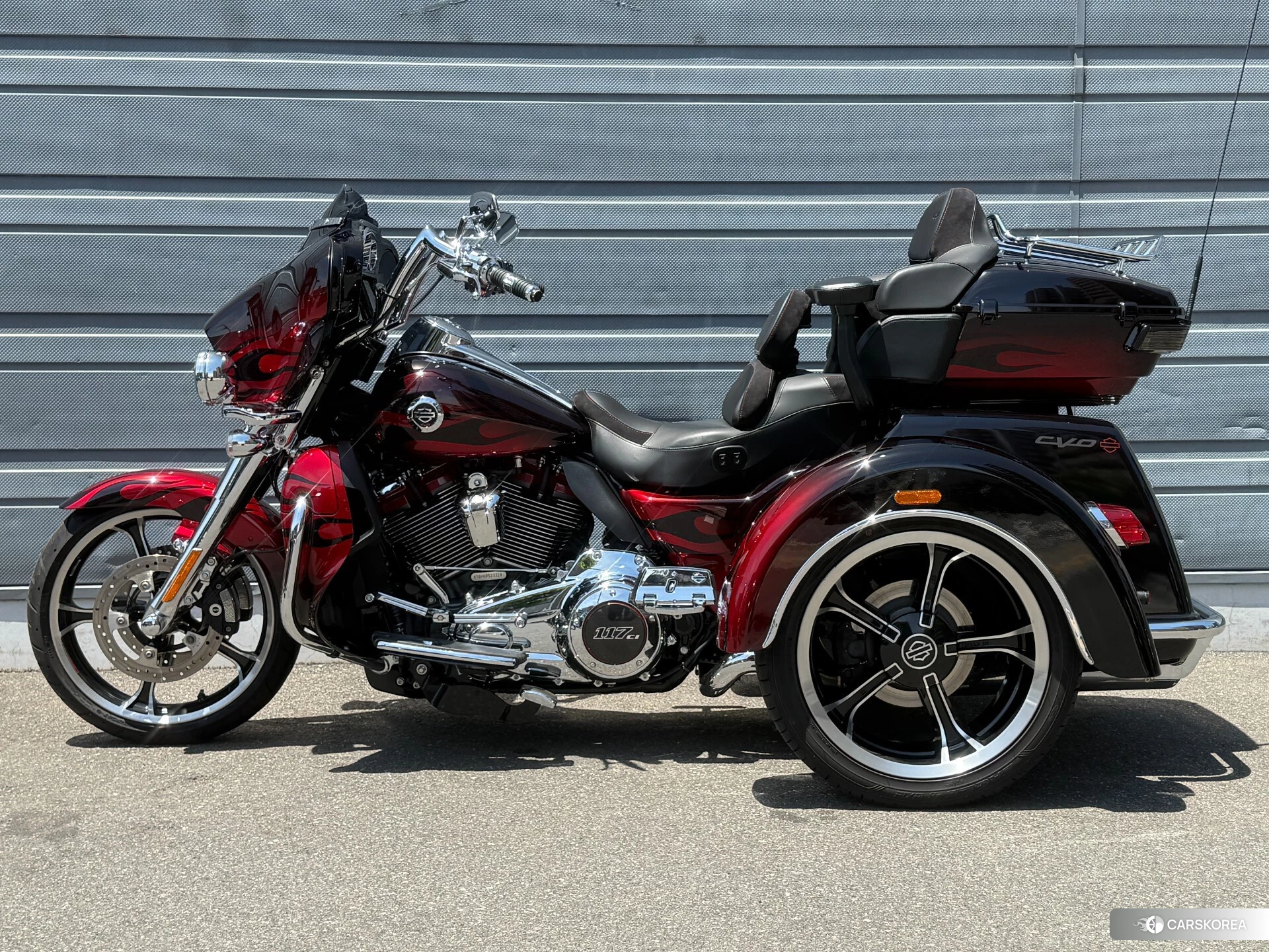 Проданный OTHER HARLEY FLHTCUTGSE TRI G 2022 из Японии