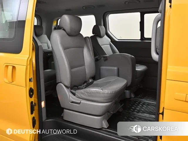 Hyundai The New Grand Starex 2019 Желтый из Кореи, фото 3