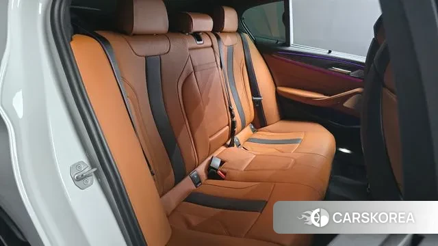 BMW M5 (F90) 2023 Белый из Кореи, фото 3