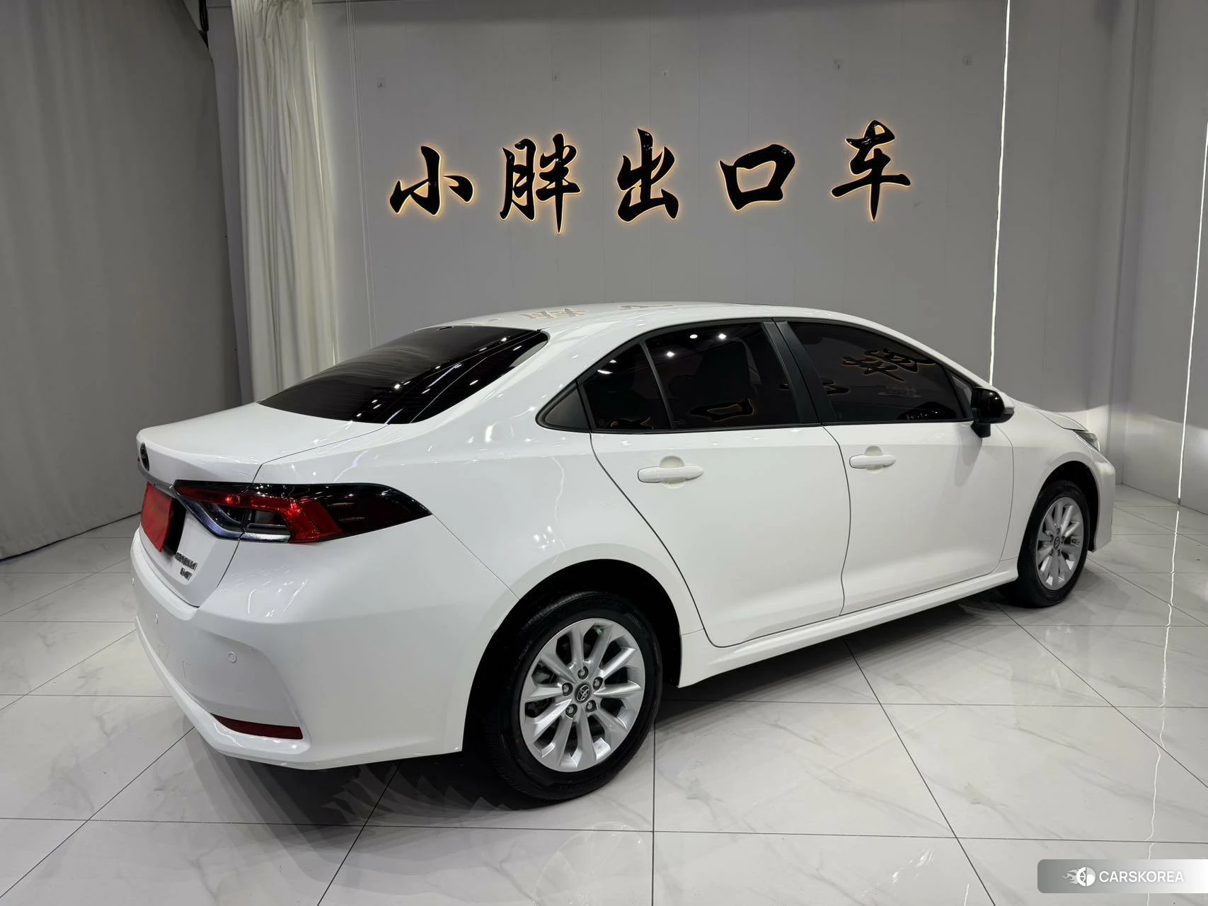 Toyota Corolla 2021 Белый из Китая, фото 3