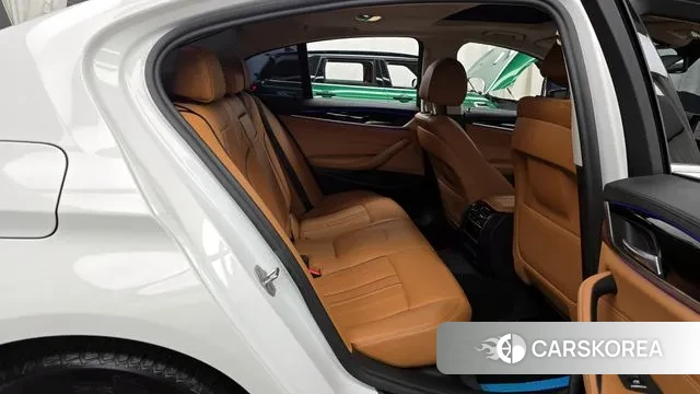 BMW 5 Series (G30) 2020 Белый из Кореи, фото 3