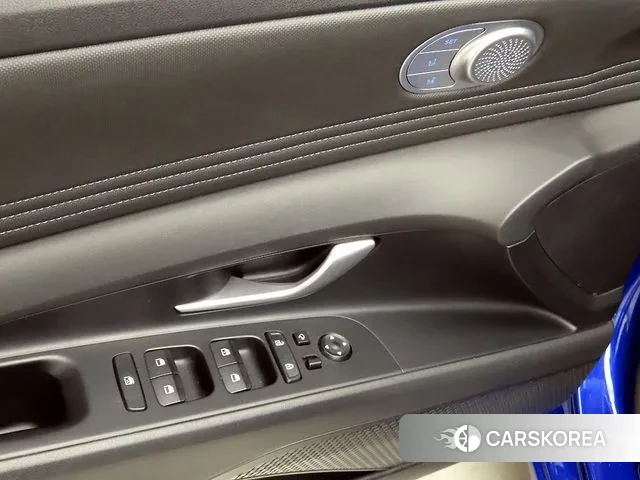 Hyundai Avante Hybrid (CN7) 2021 Синий из Кореи, фото 3