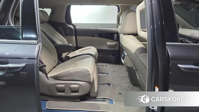 Kia The New Carnival 4th Generation 2024 Серый из Кореи, фото 3