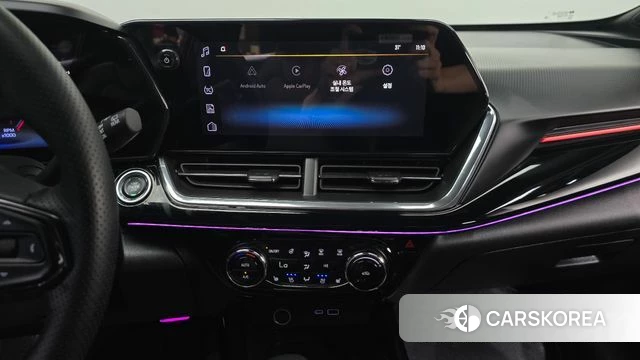 Chevrolet (GM Daewoo) Trax Crossover 2023 Красный из Кореи, фото 3