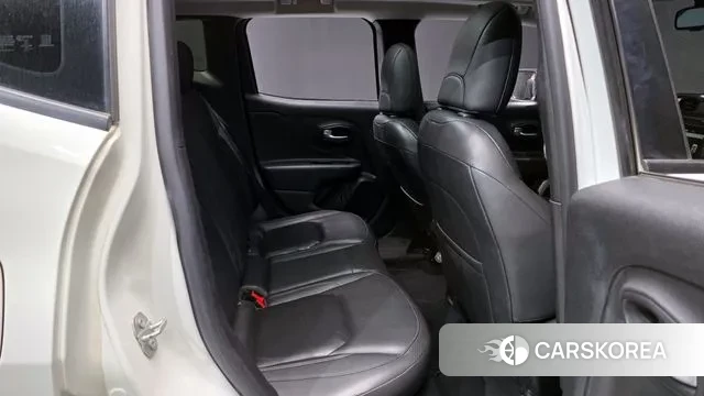 Jeep Renegade 2021 Белый из Кореи, фото 3