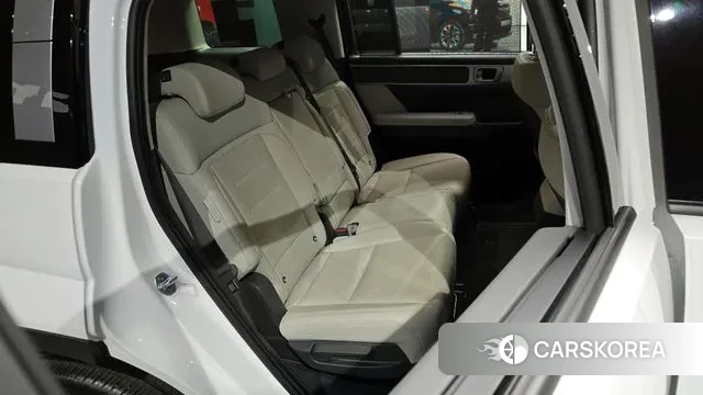 Hyundai Santa Fe (MX5) 2024 Белый из Кореи, фото 3