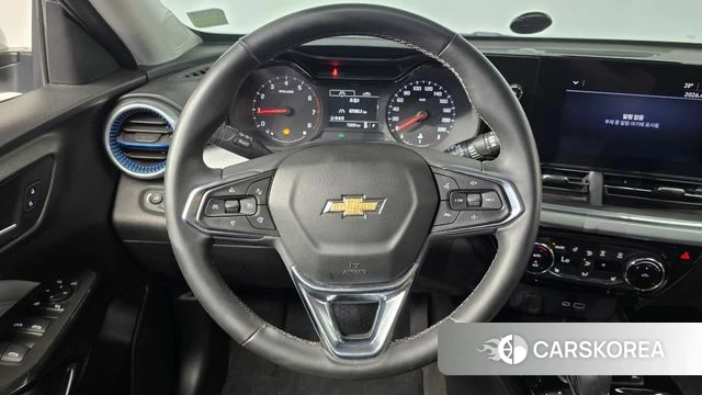 Chevrolet (GM Daewoo) Trax Crossover 2024 Белый из Кореи, фото 3