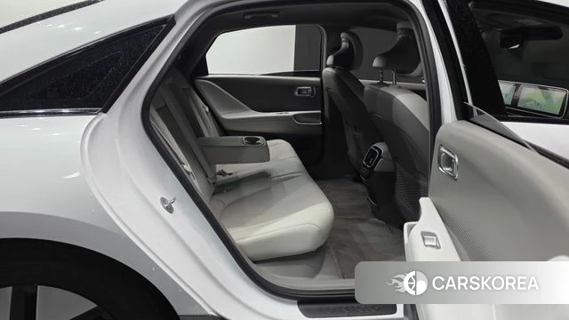 Hyundai Ionic 6 2022 Белый из Кореи, фото 3