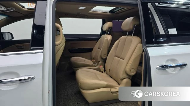 Kia The New Carnival 2019 Белый из Кореи, фото 3