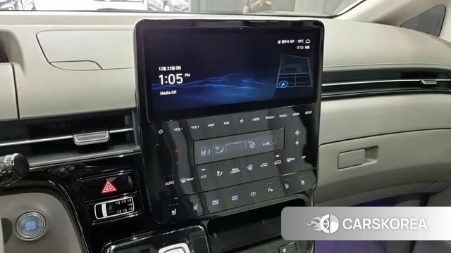 Hyundai Staria 2023 Белый из Кореи, фото 3