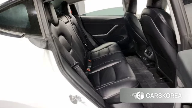 Tesla Model 3 2022 Белый из Кореи, фото 3