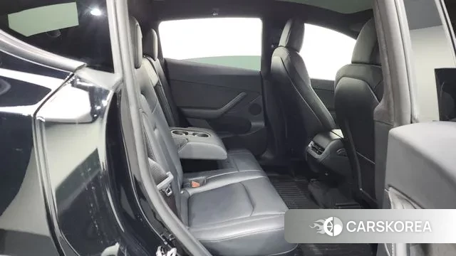 Tesla Model Y 2022 Черный из Кореи, фото 3