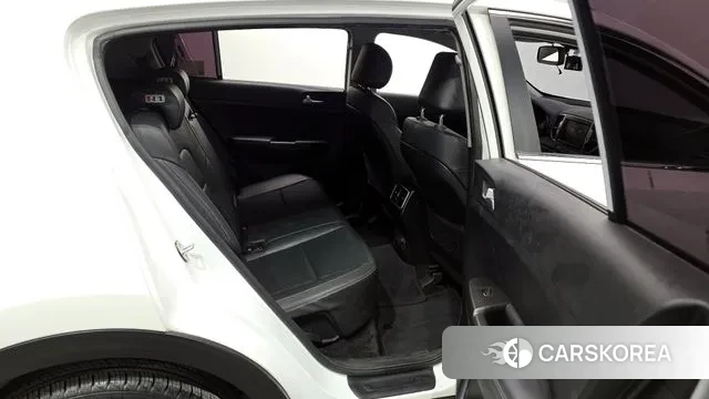 Kia Sportage 4th Generation 2018 Белый из Кореи, фото 3