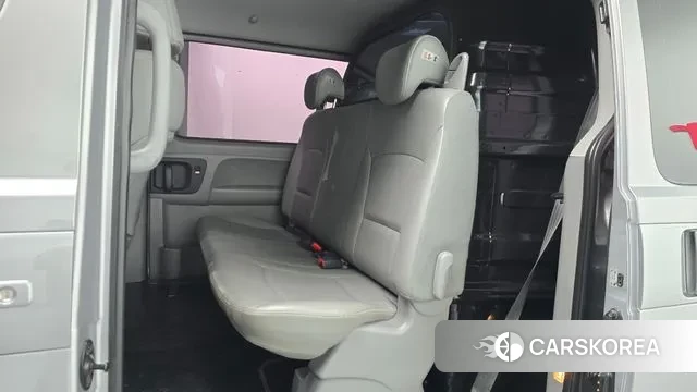 Hyundai The New Grand Starex 2018 Серебристо-серый из Кореи, фото 3