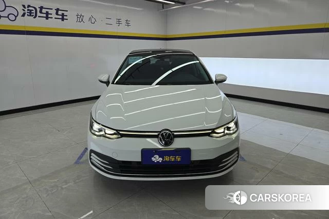 Volkswagen Golf 2021 Белый из Китая, фото 3