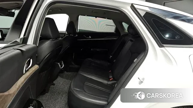 Kia K5 3rd generation 2023 Белый из Кореи, фото 3