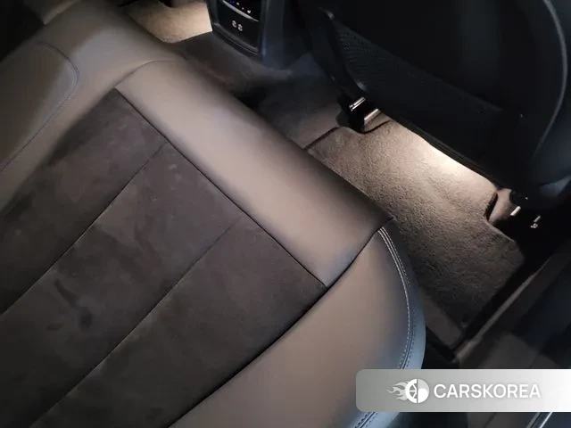 BMW 3 Series (G20) 2021 Серебристо-серый из Кореи, фото 3