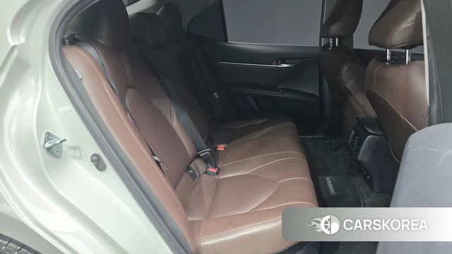 Toyota Camry (XV70) 2019 Белый из Кореи, фото 3