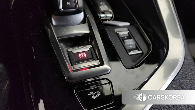 Peugeot 5008 second generation 2022 Белый из Кореи, фото 3