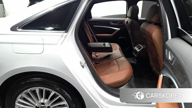 Audi A6 (C8) 2020 Белый из Кореи, фото 3