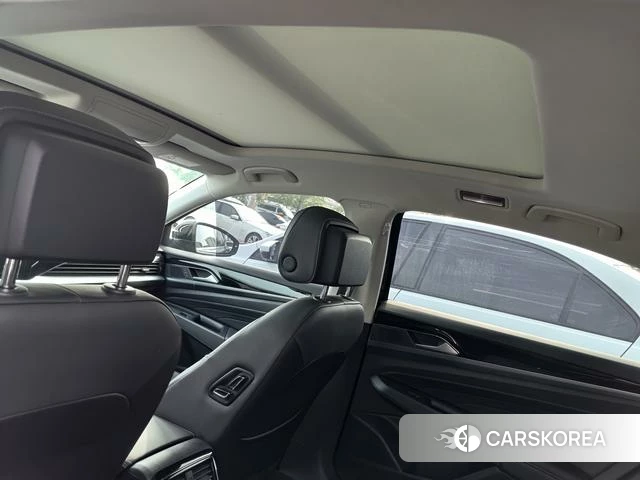 Volkswagen Passat 2024 Черный из Китая, фото 3