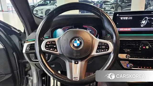 BMW 5 Series (G30) 2022 Серый из Кореи, фото 3