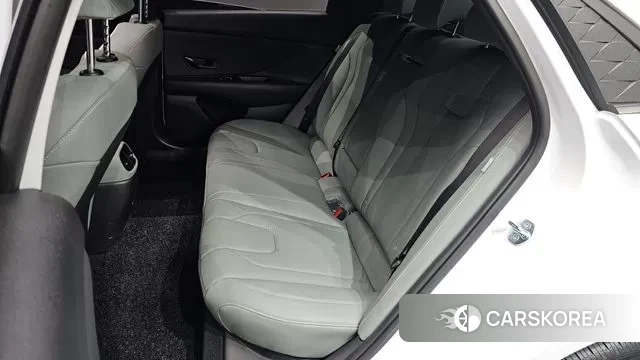 Hyundai The New Avante (CN7) 2025 Белый из Кореи, фото 3