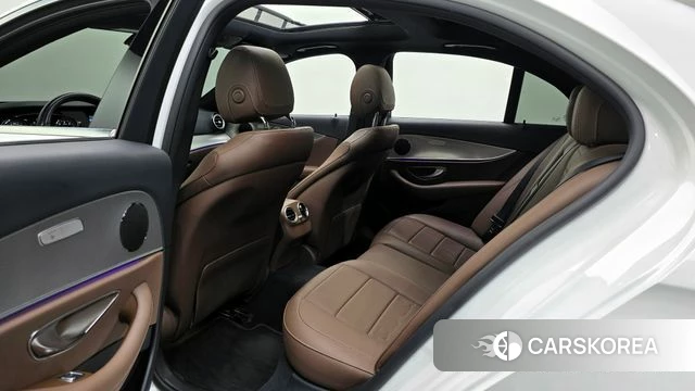 Mercedes-Benz E-Class W213 2019 Белый из Кореи, фото 3