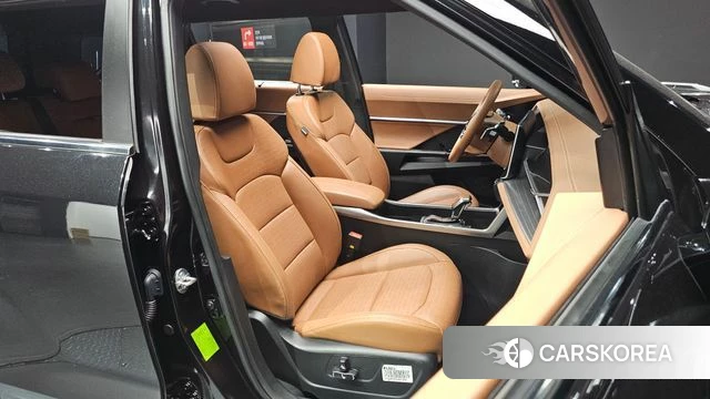 Ssangyong Torres 2023 Черный из Кореи, фото 3