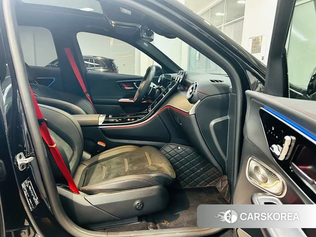 Mercedes-Benz GLC AMG 2024 Черный из Китая, фото 3