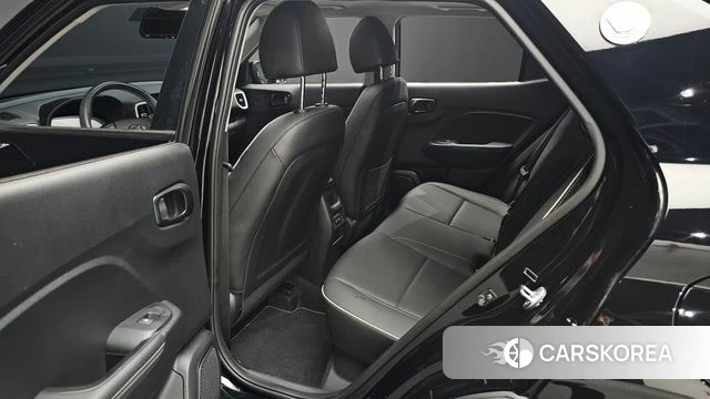 Hyundai Venue 2022 Черный из Кореи, фото 3