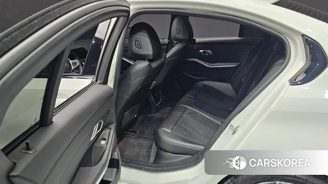 BMW 3 Series (G20) 2021 Белый из Кореи, фото 3