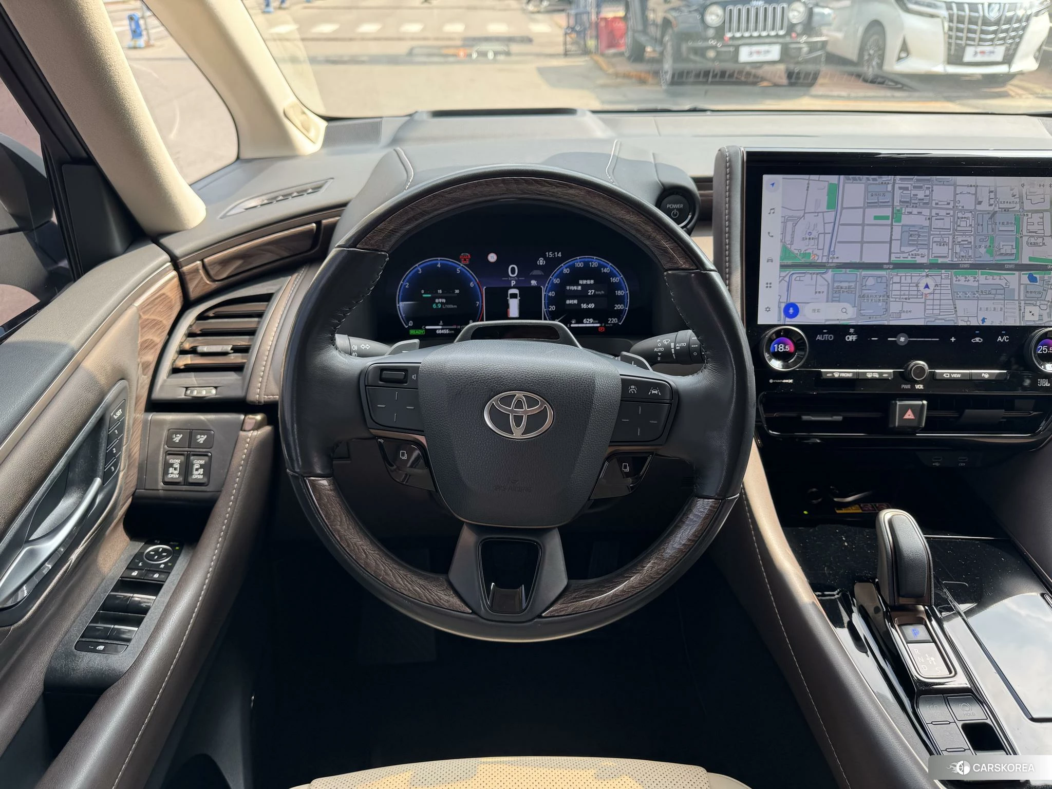Toyota Elfa 2024 Белый из Китая, фото 3
