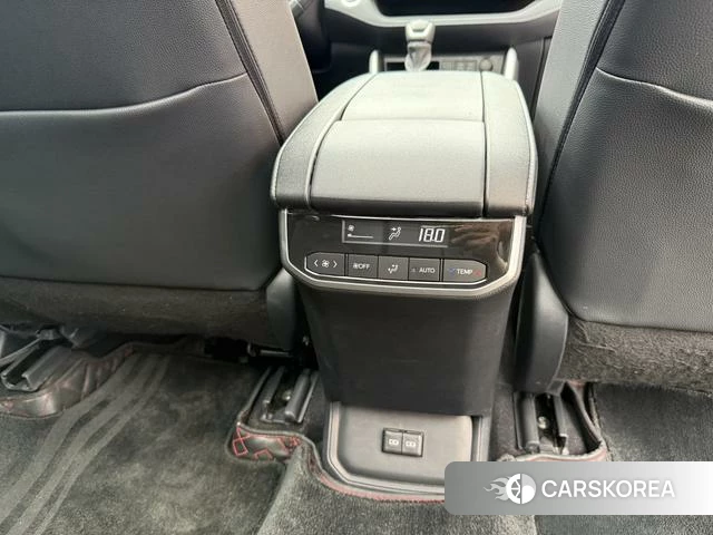 Toyota Highlander 2024 Белый из Китая, фото 3