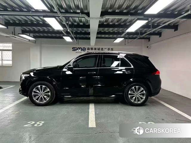 Mercedes-Benz GLE (import) 2022 Черный из Китая, фото 3