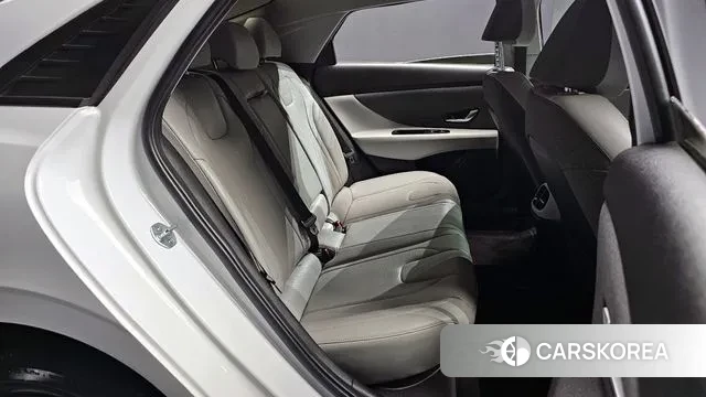 Hyundai Avante (CN7) 2021 Белый из Кореи, фото 3