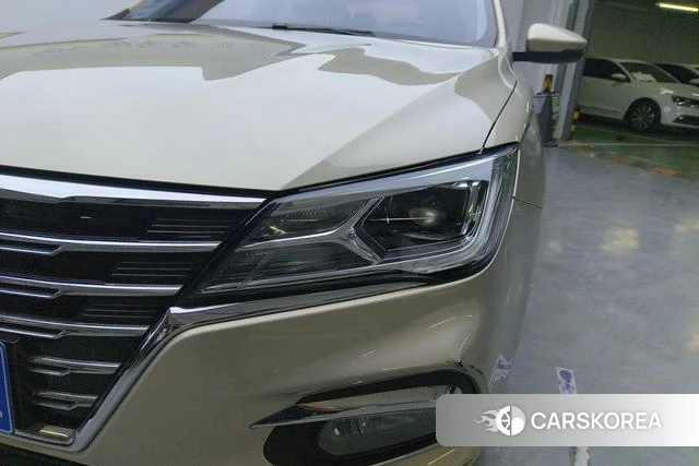 Roewe i5 2021 Желтый из Китая, фото 3